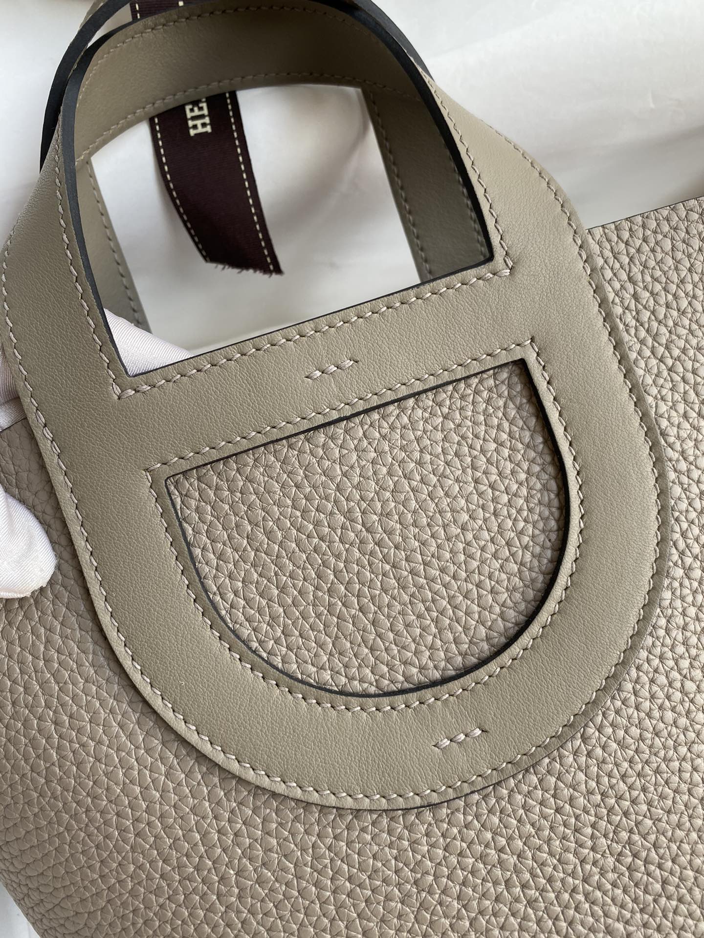 Hermes In The Loop 18 Bag In Gris Asphalte Clemence Leather